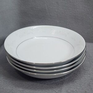 Crown‎ Ming Soup Bowls White Lace Silver Trim Jian Shiang Fine China Set of 4